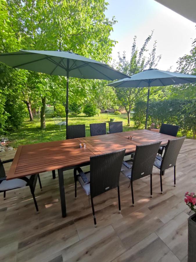 Benaja Swiss Nyaralohaz Villa Кестели Екстериор снимка